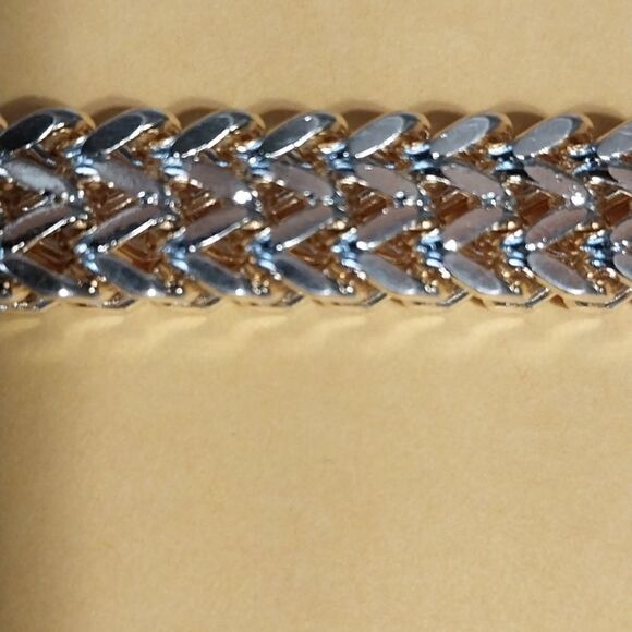 UNISEX Magnetic  Titanium Herringbone Bracelet.NEW - Picture 5 of 7